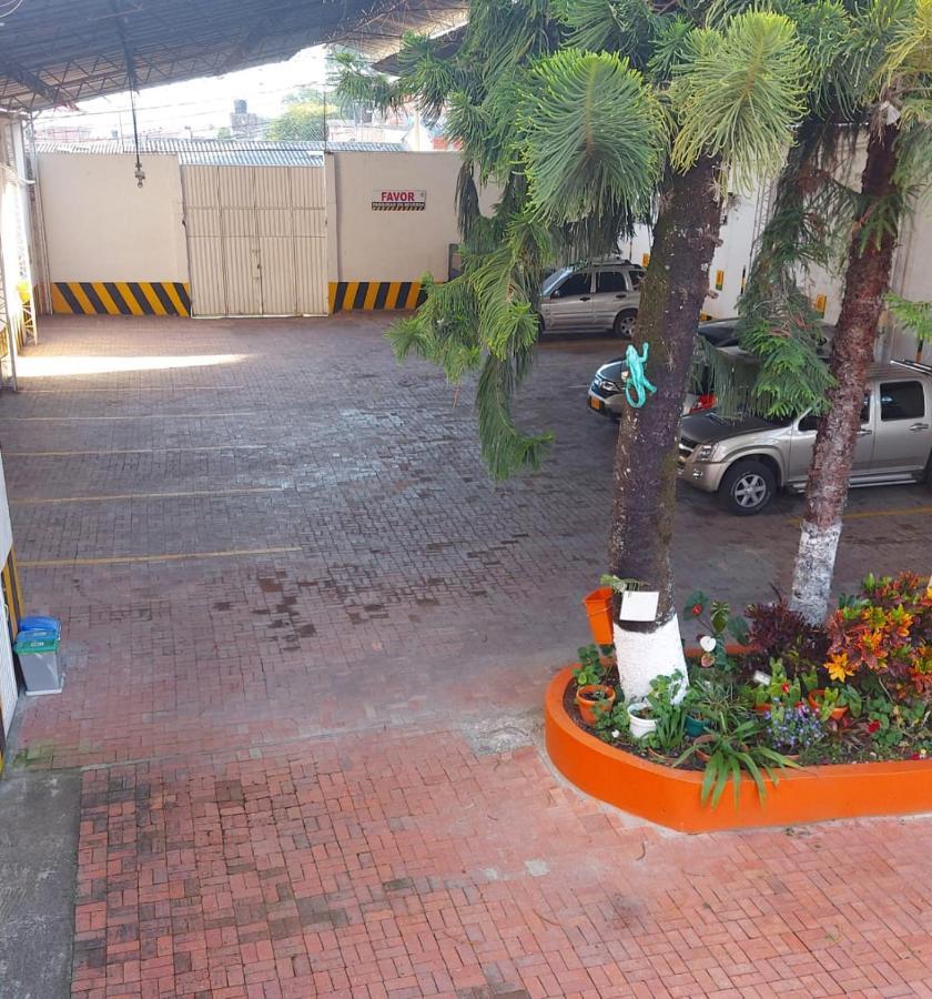 Hotel Emperador Barbosa  Exterior photo